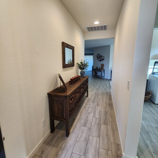 Building Photo - 4334 Ponderosa Trl