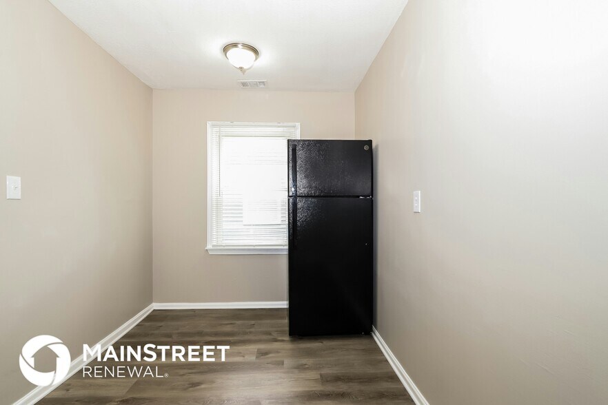 Building Photo - 3613 Penway Ave