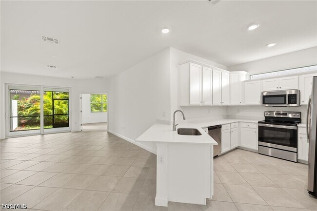 Building Photo - 9077 Leatherwood Loop