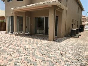 Building Photo - 11142 NW 72nd Terrace