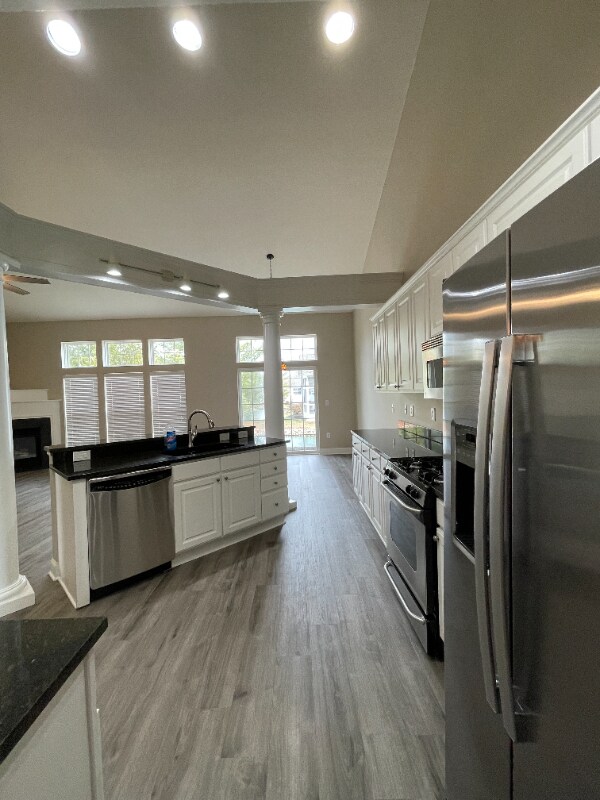 Building Photo - 4090 Hanover Square Pl