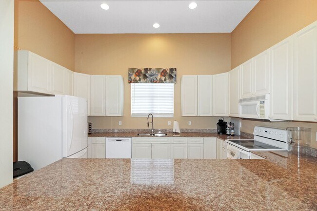Building Photo - Bellagio Annual Home for Rent
