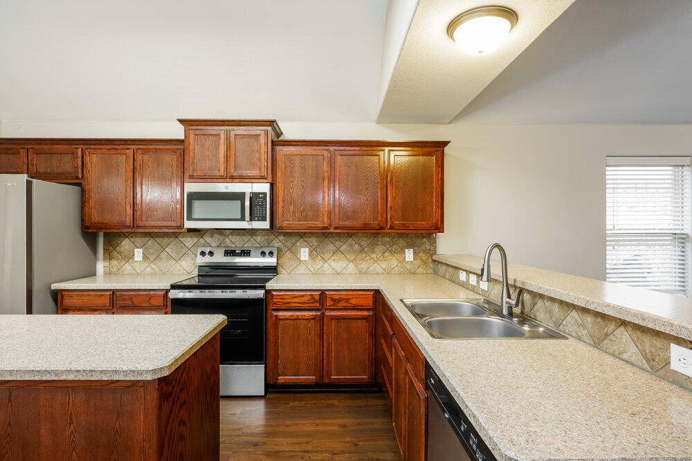 Building Photo - 12124 Rowsley Ln