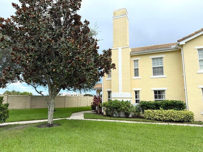 Building Photo - 158 SW Peacock Blvd