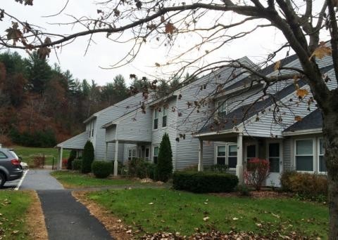 Primary Photo - Evergreen Heights Apartments