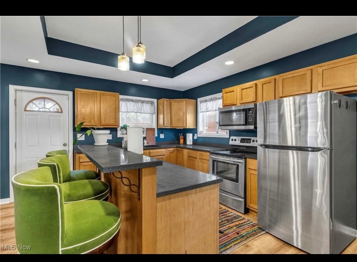 Building Photo - 1374 W 116th St