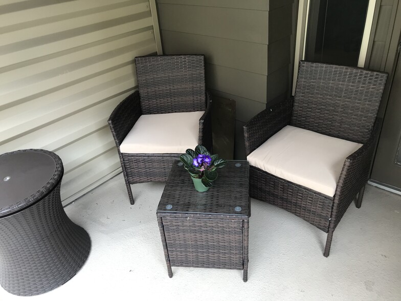 Patio - 1550 Eastlake Ave E #306