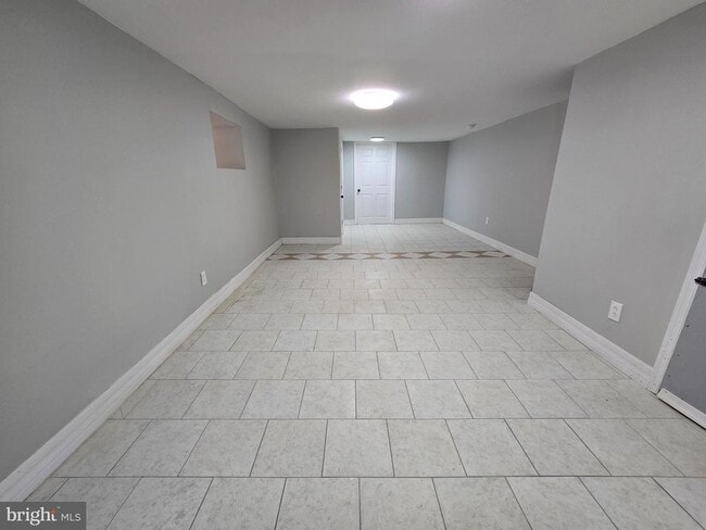 Building Photo - 5052 N Warnock St