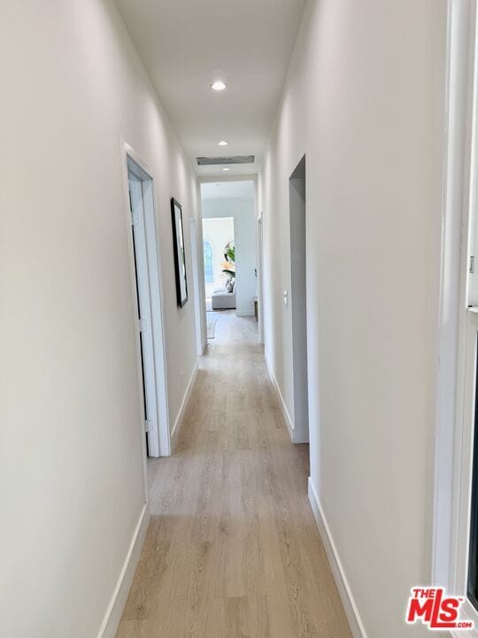 Building Photo - 900 N Alfred St