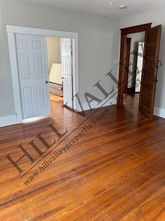 Building Photo - 1611 S 7th St