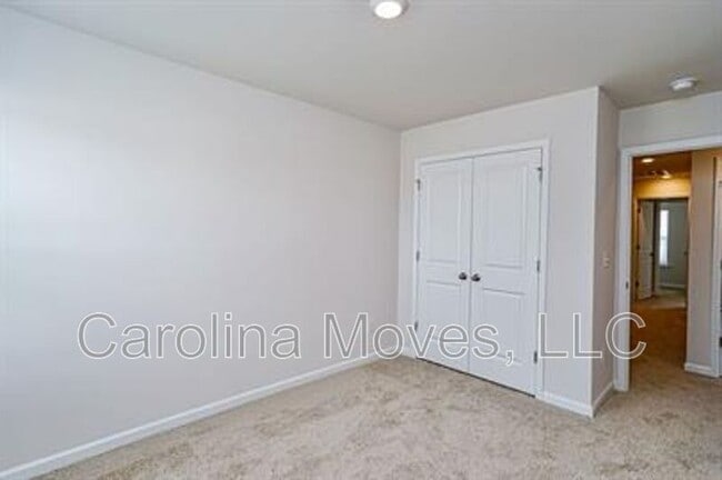 Building Photo - 430 Sea Grit Ct