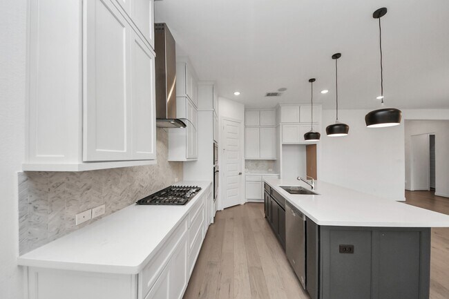 Building Photo - 1719 Delta Oaks Dr