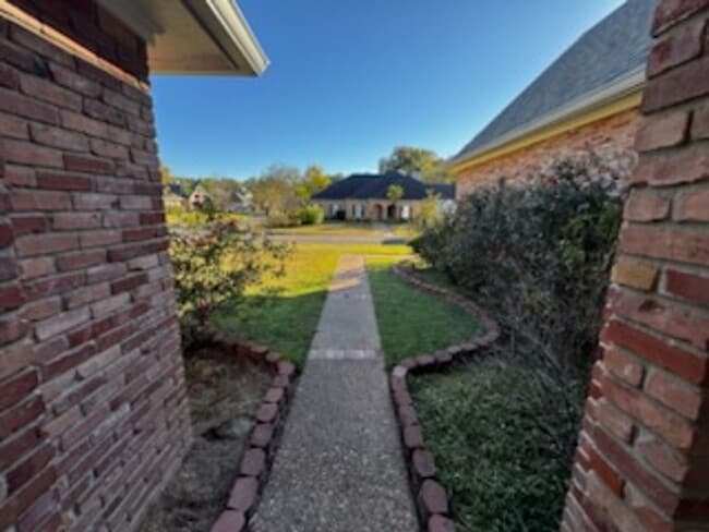 Building Photo - Rental Property