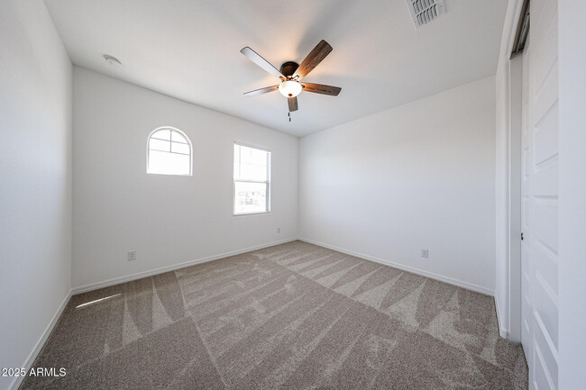 Building Photo - 25076 N 77th Dr