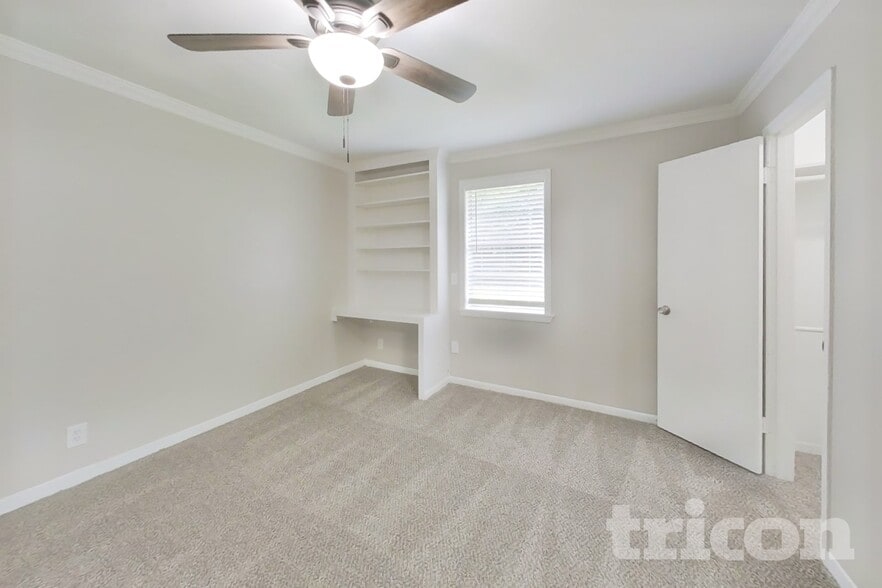 Building Photo - 12306 Foxridge Dr