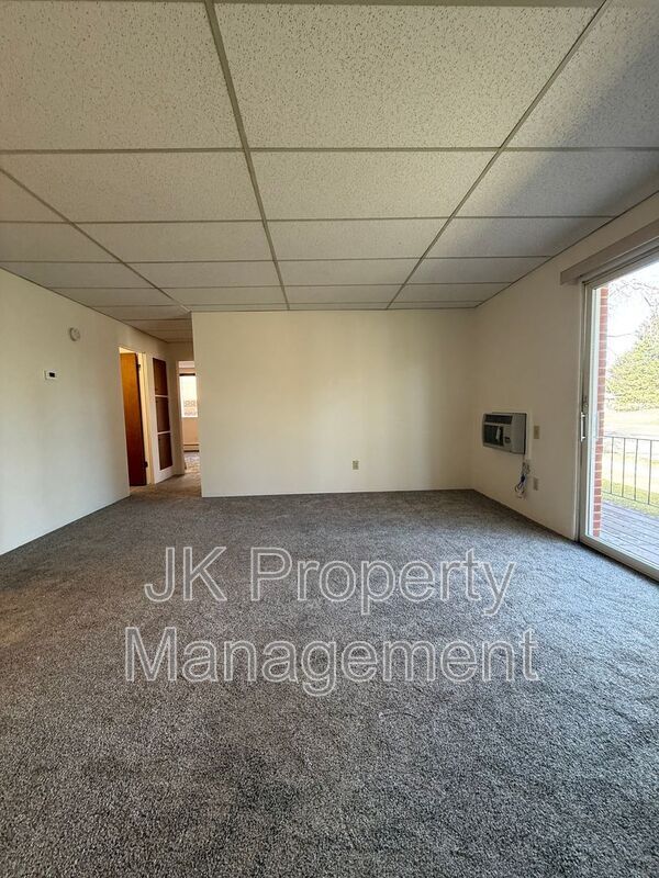 Building Photo - 1110 2nd Ave S