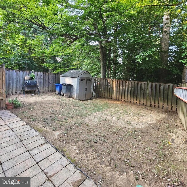 Building Photo - 6430 Shannon Station Ct