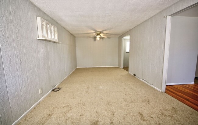 Building Photo - House for Rent in Florissant