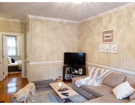 Building Photo - 14 Lindall Pl