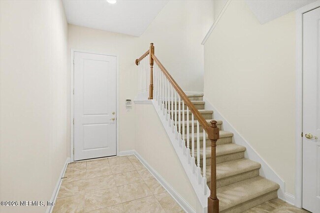 Building Photo - 743 E Dorchester Dr