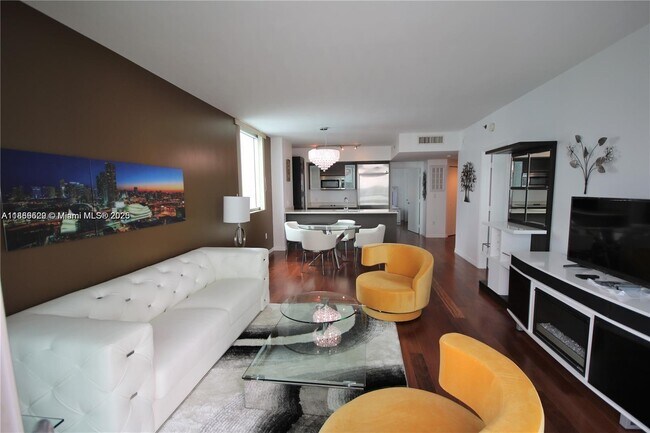 Building Photo - 500 Brickell Ave