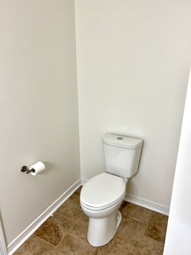 Building Photo - Corner Lot Brick Huntleigh Woods