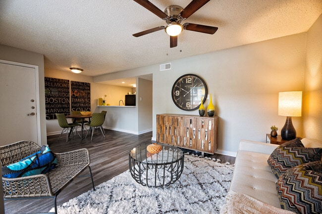 Building Photo - Artisan at South Lamar