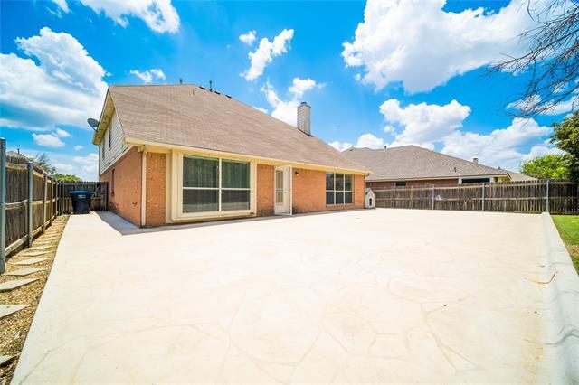 Building Photo - 4500 Shady Hollow Dr