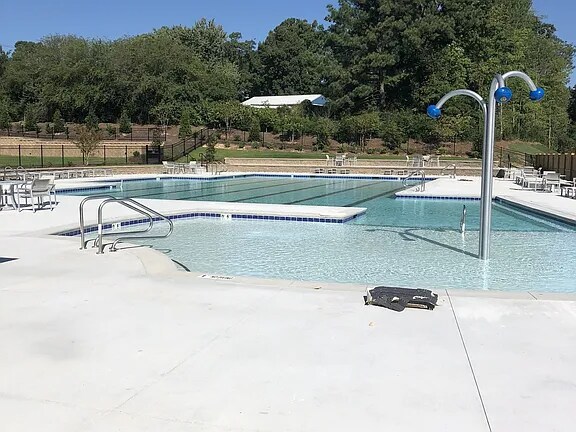 Building Photo - 321 Brk Pne Trl