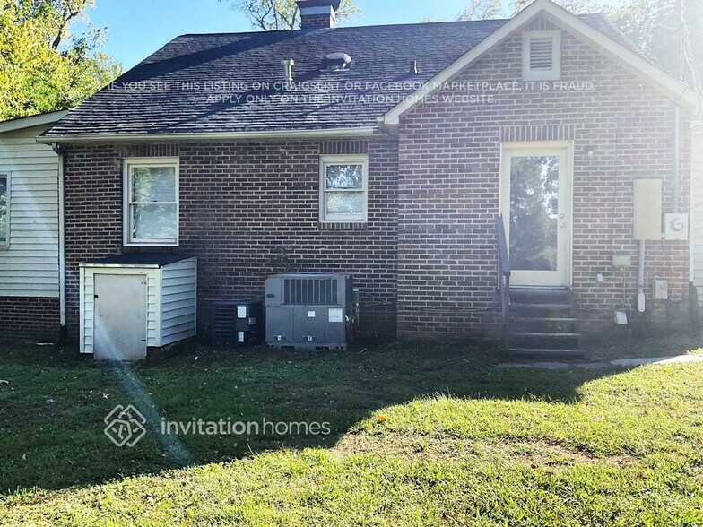 Building Photo - 104 Sunset Dr