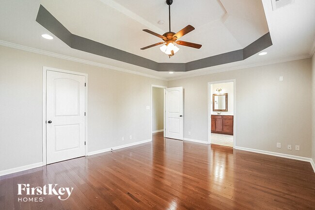 Building Photo - 3711 Wind Mill Ct