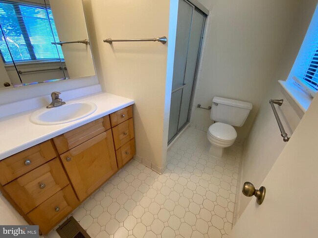 Building Photo - 7820 Muirfield Ct