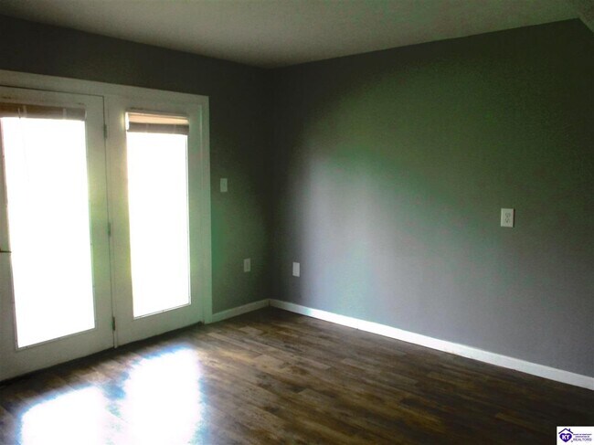 Building Photo - 609 Foxfire Rd