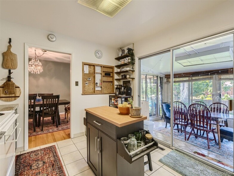 Kitchen - 12472 W Mississippi Ave