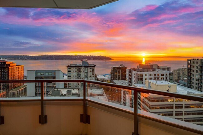 Building Photo - Harbour Heights - 2 bedrooms