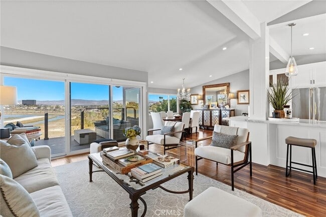 Building Photo - 2981 Quedada