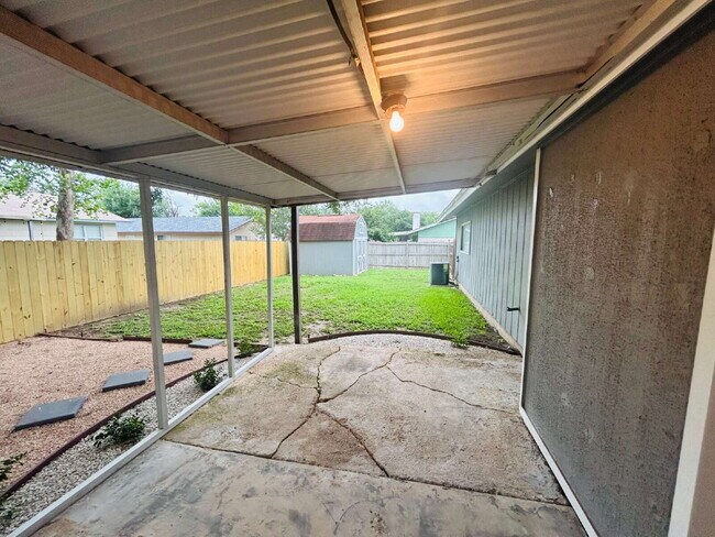 Building Photo - 8726 Kentsdale-