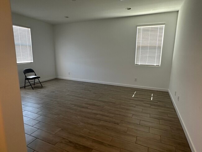 FLEX ROOM/OFFICE tiles flooring - 3110 N 199th Dr