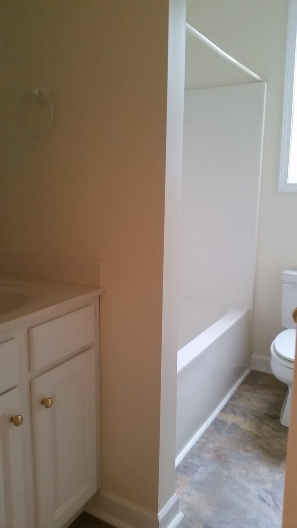 Building Photo - 108 Azalea Dr