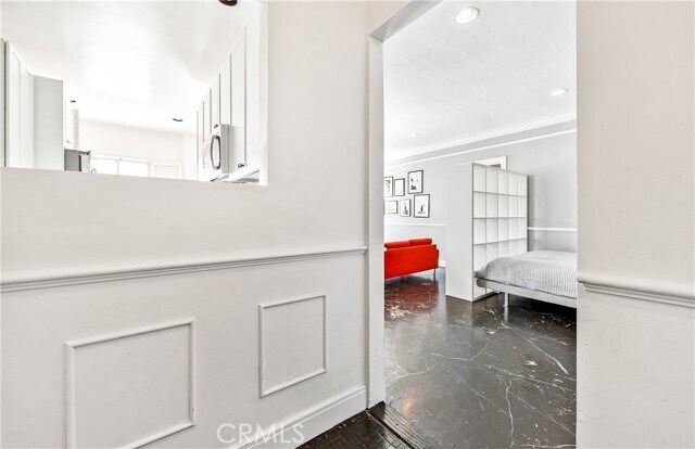 Building Photo - 140 Linden Ave
