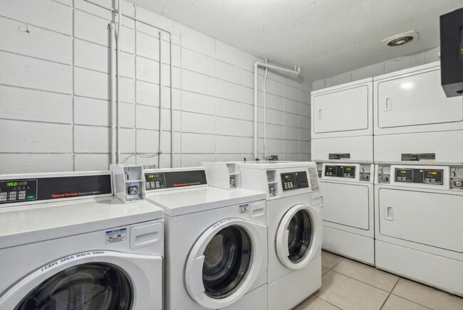 Building Photo - Utilities & Parking Included! Massive 2BD w/ Community Amenities