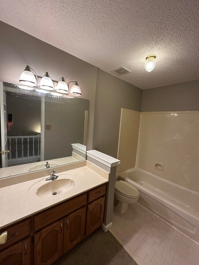 Building Photo - 6248 Lake View Cove
