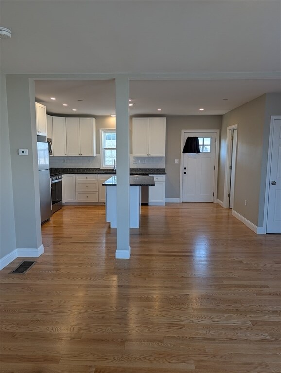 Building Photo - 207 Winthrop St