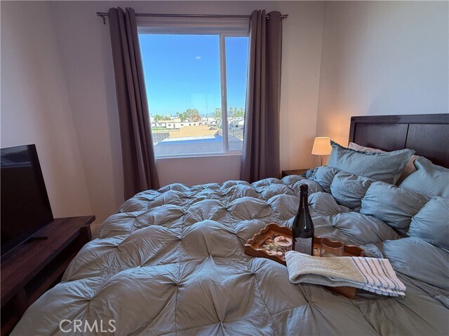 Building Photo - 243 S Sand Palm Dr