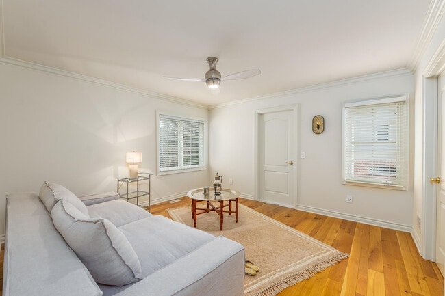 Building Photo - 16646 Brooklane Blvd