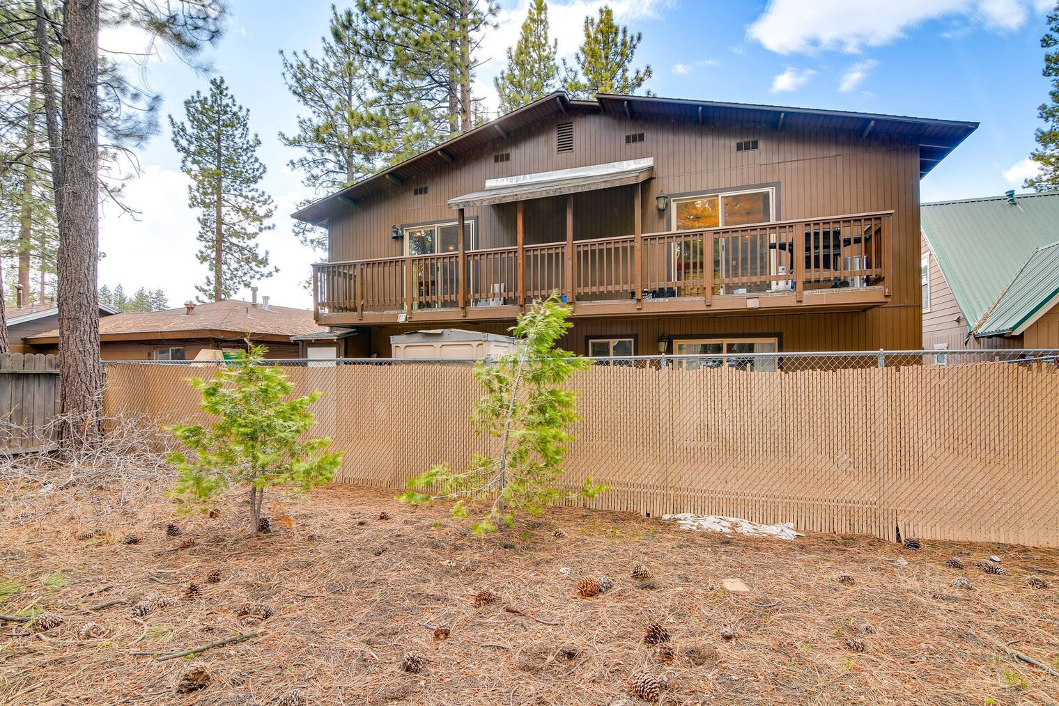 Building Photo - 3688 Paradise Ave