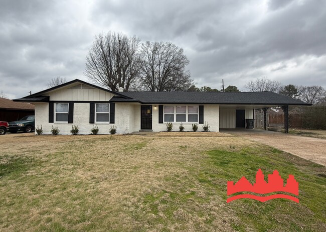 Building Photo - 1456 E Raines Rd