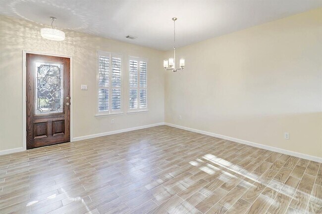 Building Photo - 3019 Park Springs Ln