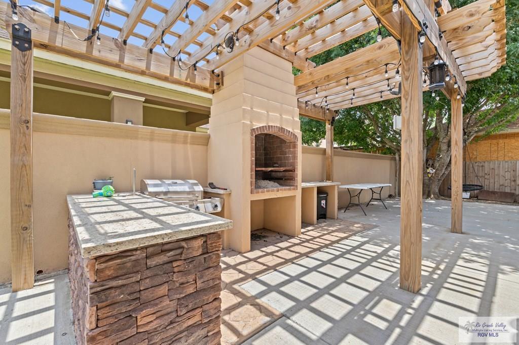 Building Photo - 6012 Wendy Lue Ct