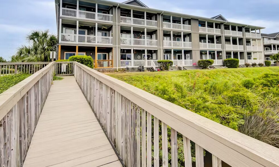 Building Photo - 4522 N Plantation Harbour Dr